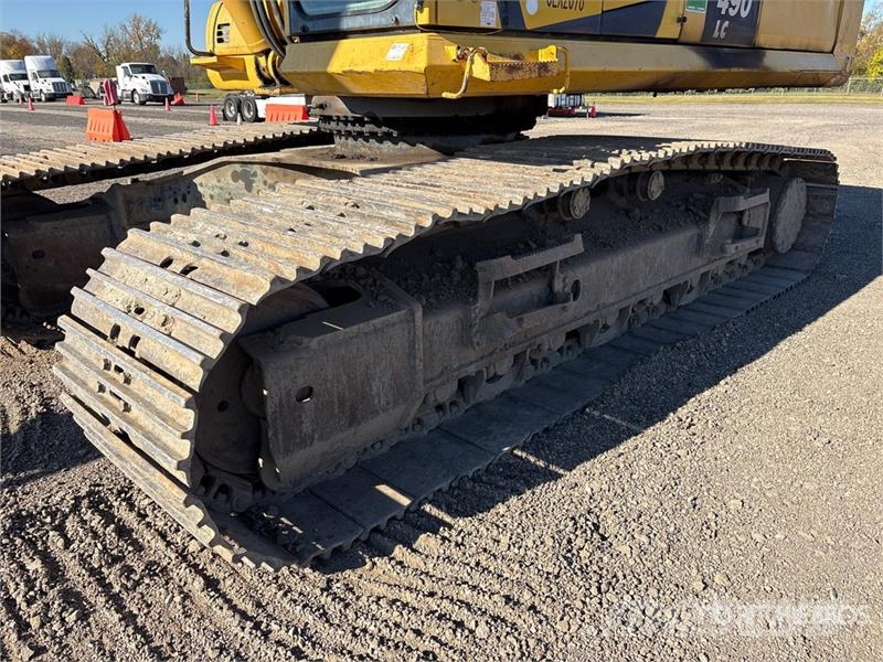 Komatsu PC490LC-10 Tracked Excavator Lánctalpas kotrók
