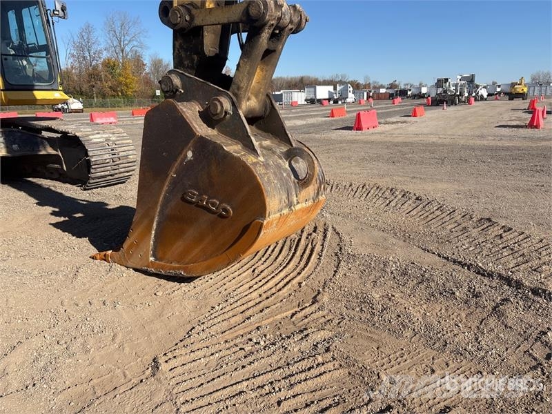 Komatsu PC490LC-10 Tracked Excavator Lánctalpas kotrók