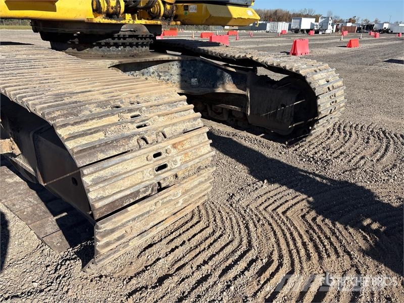 Komatsu PC490LC-10 Tracked Excavator Lánctalpas kotrók