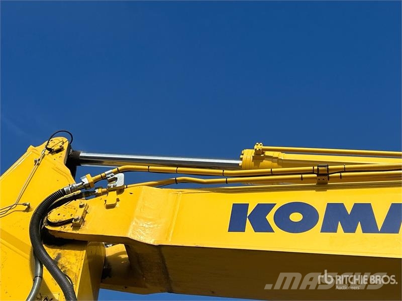 Komatsu PC490LC-11 Pásová rýpadla