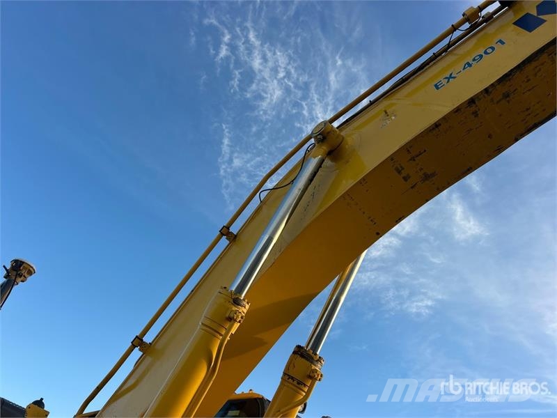 Komatsu PC490LC-11 Excavatoare pe șenile

