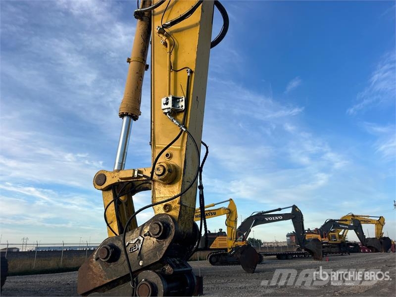 Komatsu PC490LC-11 Excavatoare pe șenile
