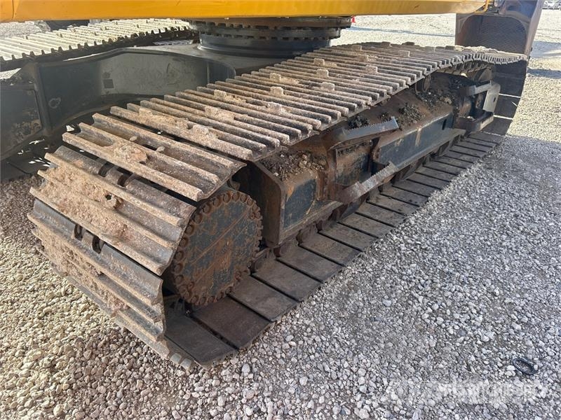Komatsu PC490LC-11 Pásová rýpadla