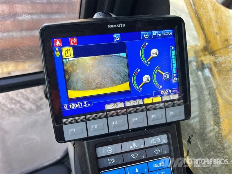 Komatsu PC490LC-11 Excavatoare pe șenile
