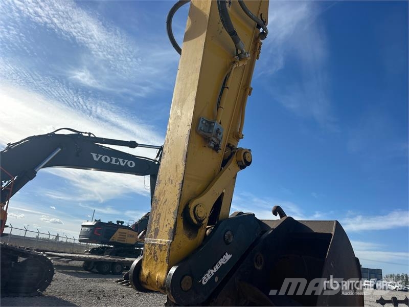 Komatsu PC490LC-11 Pásová rýpadla