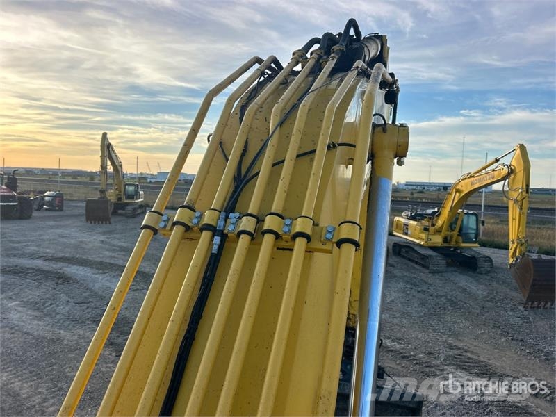 Komatsu PC490LC-11 Excavatoare pe șenile
