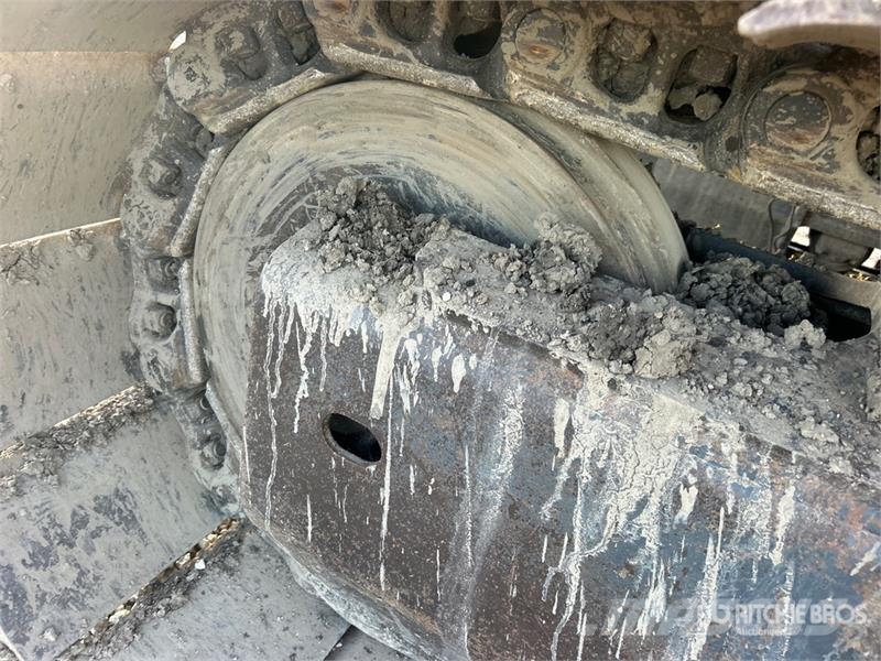 Komatsu PC490LC-11 Excavatoare pe șenile
