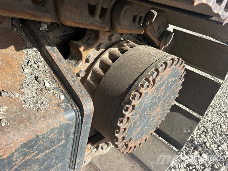 Komatsu PC490LC-11 Pásová rýpadla