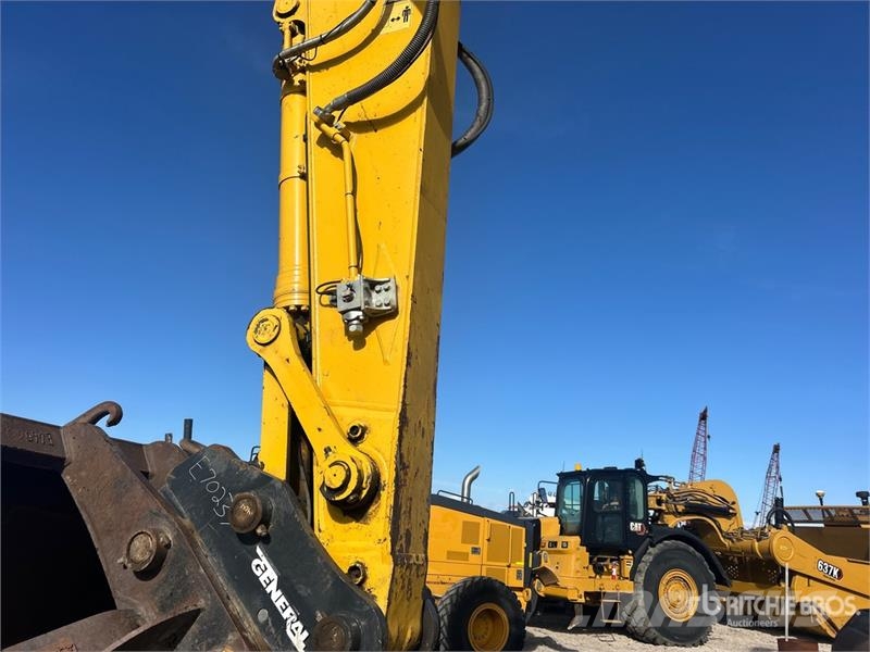 Komatsu PC490LC-11 Pásová rýpadla
