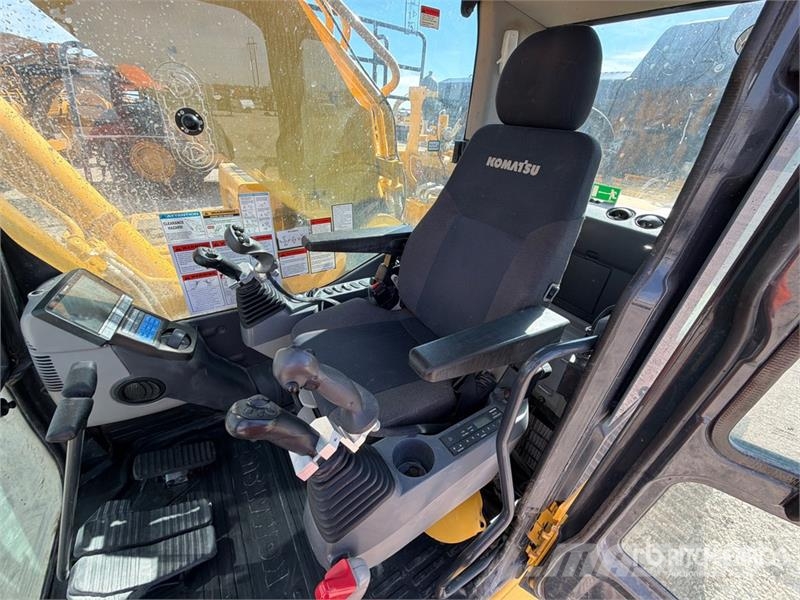 Komatsu PC490LC-11 Escavadoras de rastos