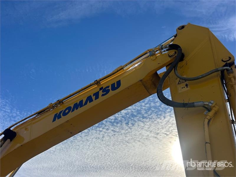 Komatsu PC490LC-11 Pásová rýpadla