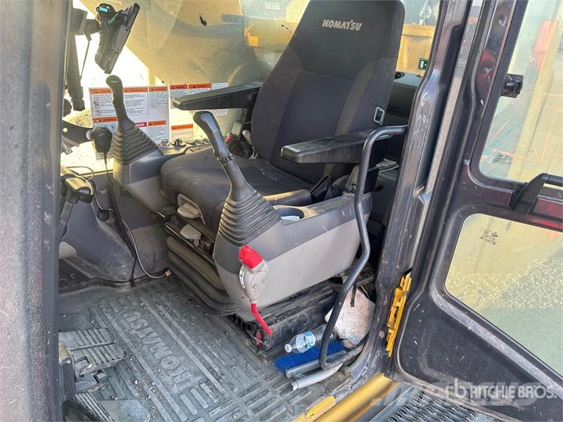 Komatsu PC650LC-11 Tracked Excavator Gravemaskiner på larvebånd