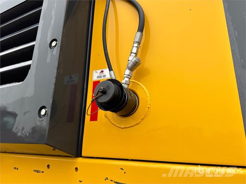 Komatsu PC650LC-11 VG Tracked Excavator Crawler excavators