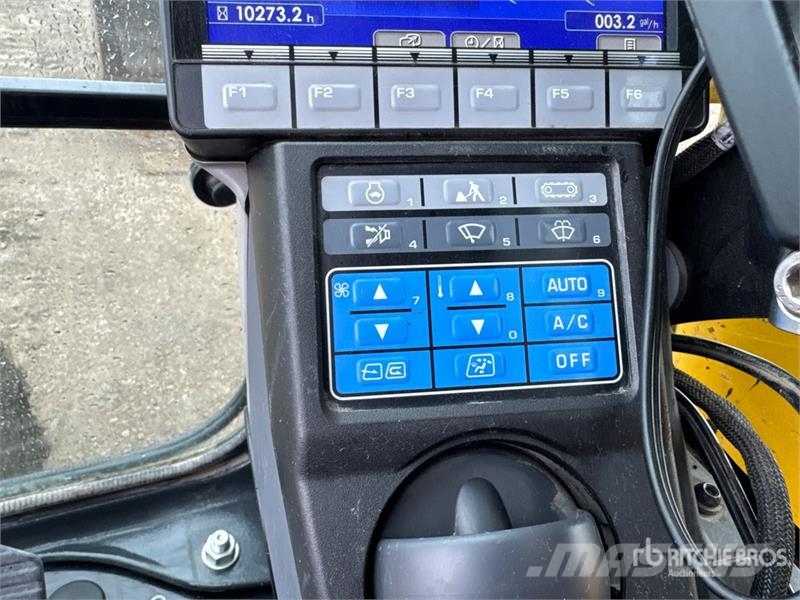 Komatsu PC650LC-11 VG Tracked Excavator Crawler excavators