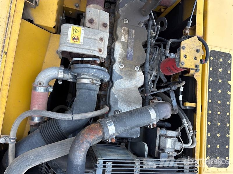 Komatsu Tracked Excavator Crawler excavators