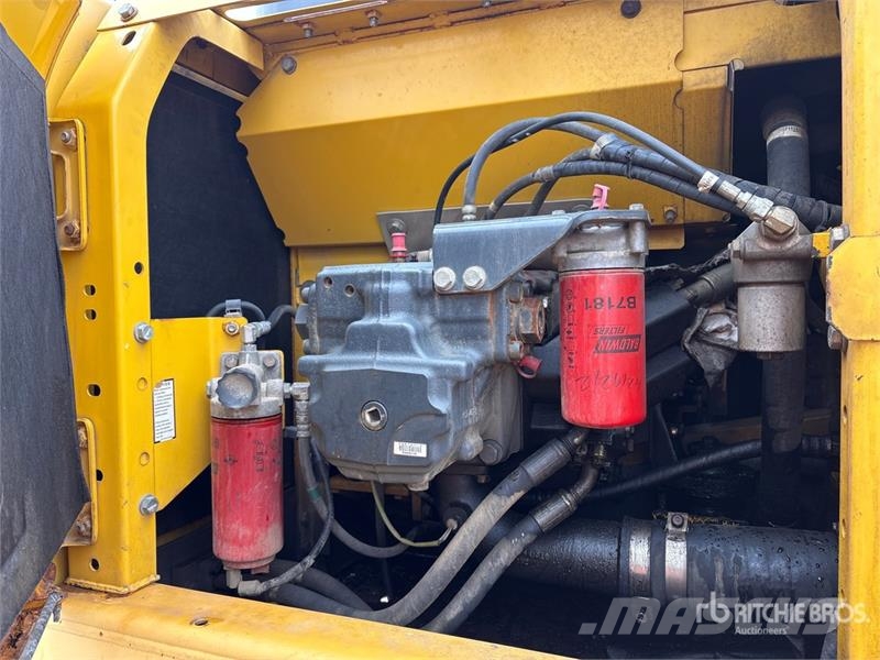 Komatsu Tracked Excavator Crawler excavators