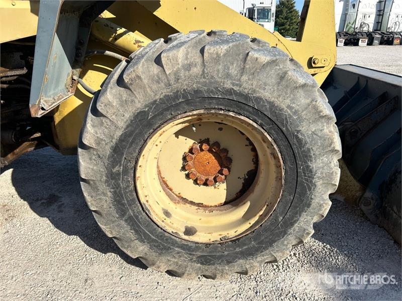 Komatsu WA120-3 휠로우더