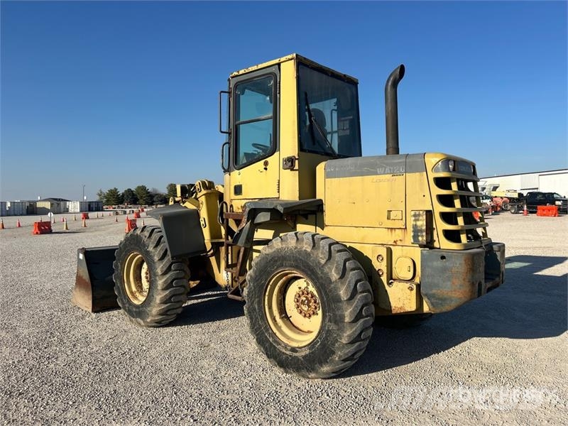 Komatsu WA120-3 휠로우더