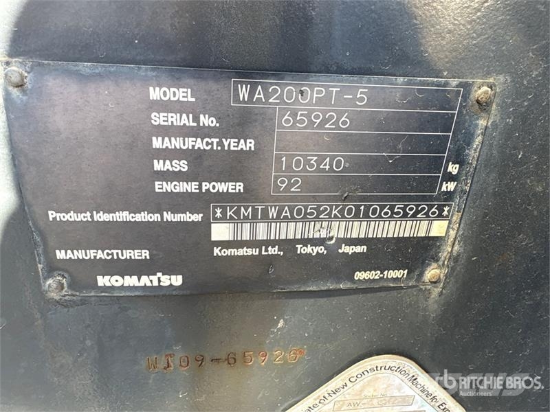 Komatsu WA200PT-5 Iekrāvēji uz riteņiem