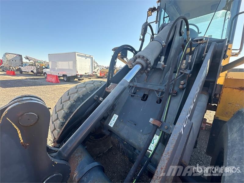 Komatsu WA200PT-5 Iekrāvēji uz riteņiem