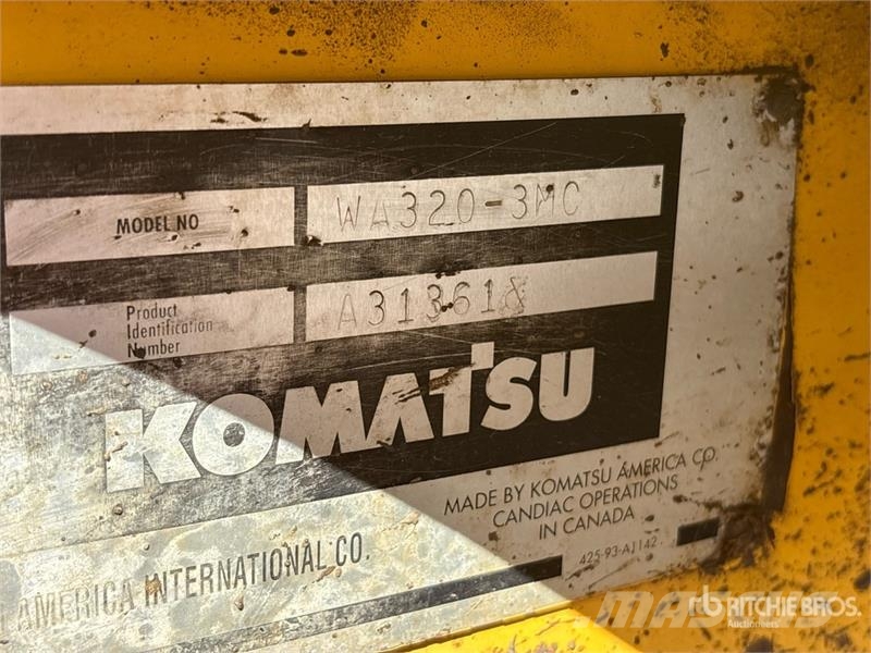 Komatsu WA320-3 Kolesni nakladalci