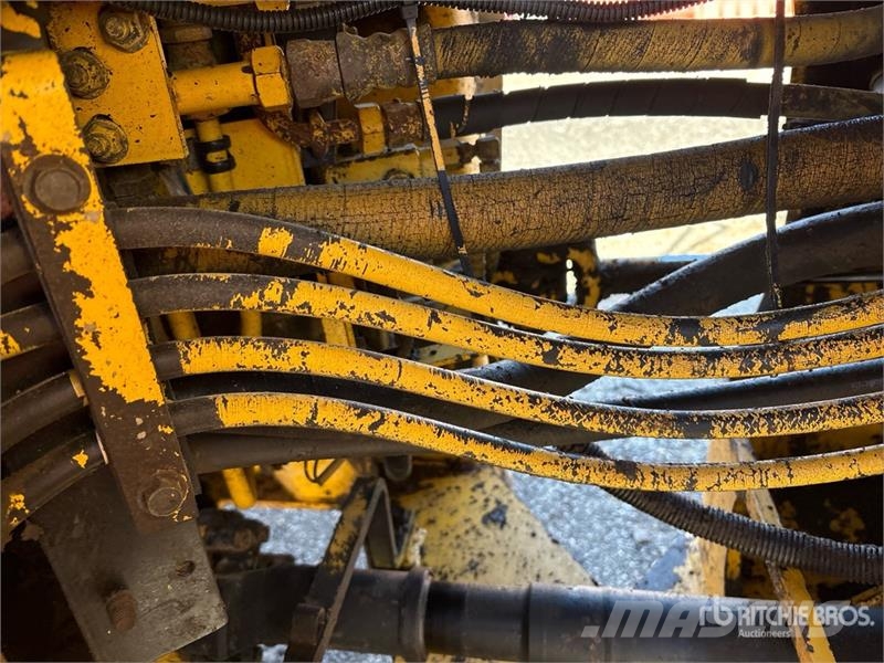 Komatsu WA320-3MC Wheel Loader Wielladers