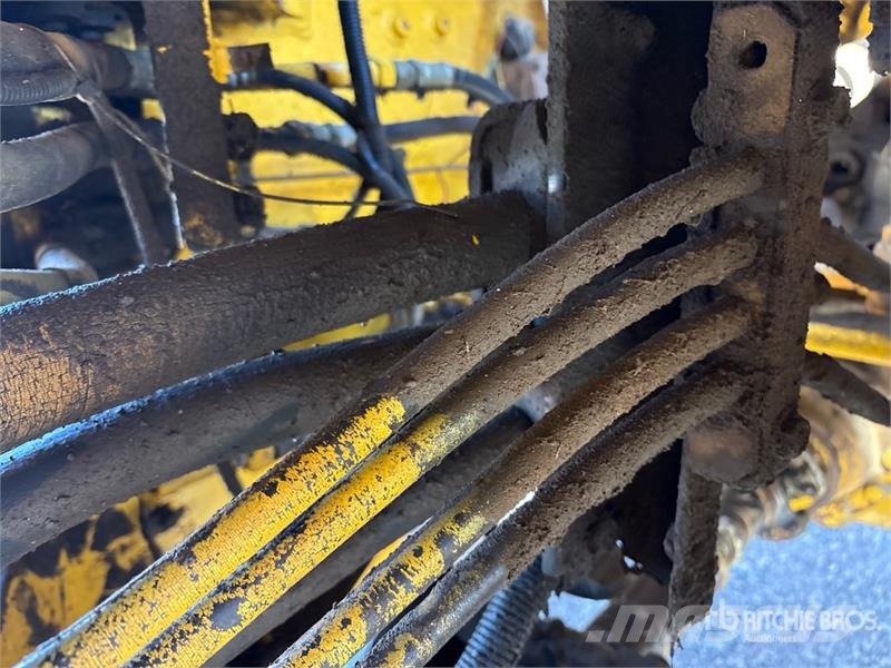 Komatsu WA320-3MC Wheel Loader Wielladers