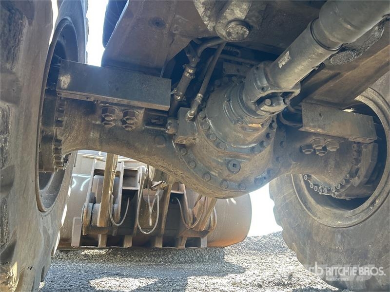Komatsu WA600-8 Wheel Loader لوادر بعجل