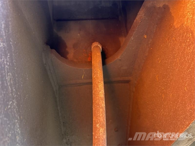 Komatsu WA600-8 Wheel Loader لوادر بعجل