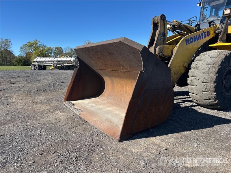 Komatsu WA600-8 Wheel Loader لوادر بعجل