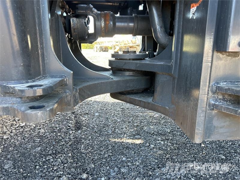 Komatsu WA600-8 Wheel Loader لوادر بعجل