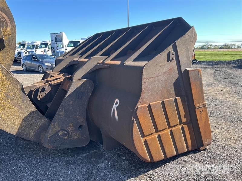 Komatsu WA600-8 Wheel Loader لوادر بعجل