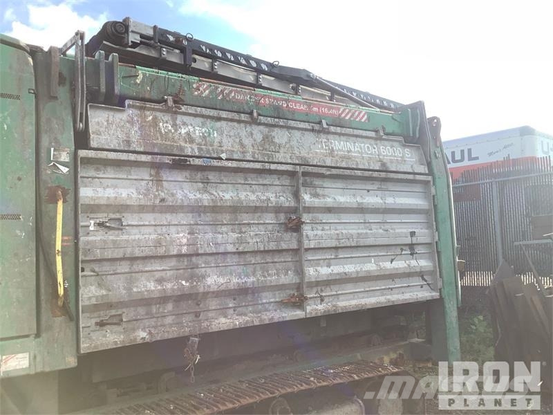 Komptech Terminator 6000S 100 ton/hr Tracked Shredder آلات تمزيق المخلفات