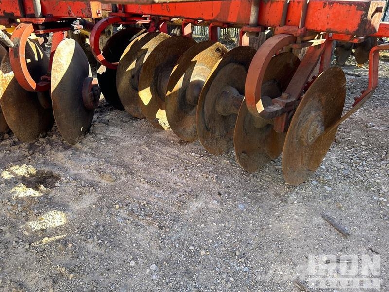 Krause 144 in Pin hitch Tandem Breaking Disc Grape cu disc