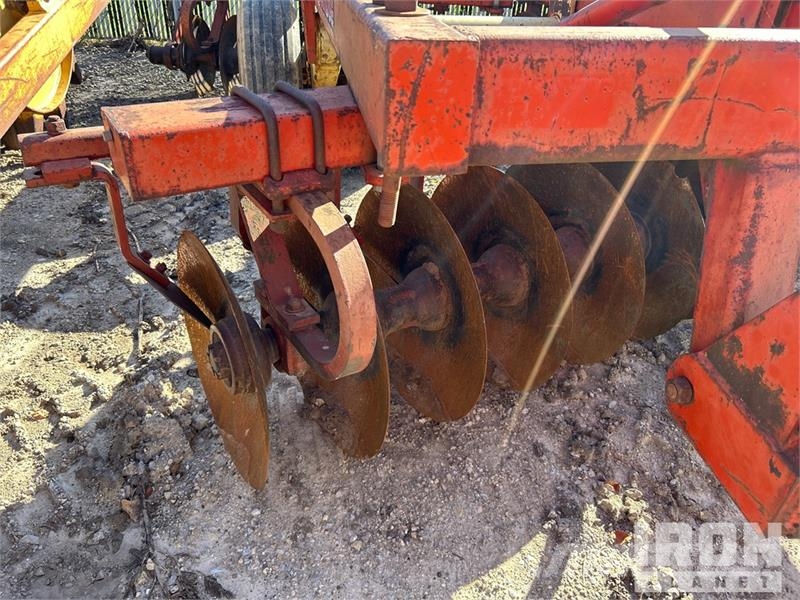 Krause 144 in Pin hitch Tandem Breaking Disc Grape cu disc