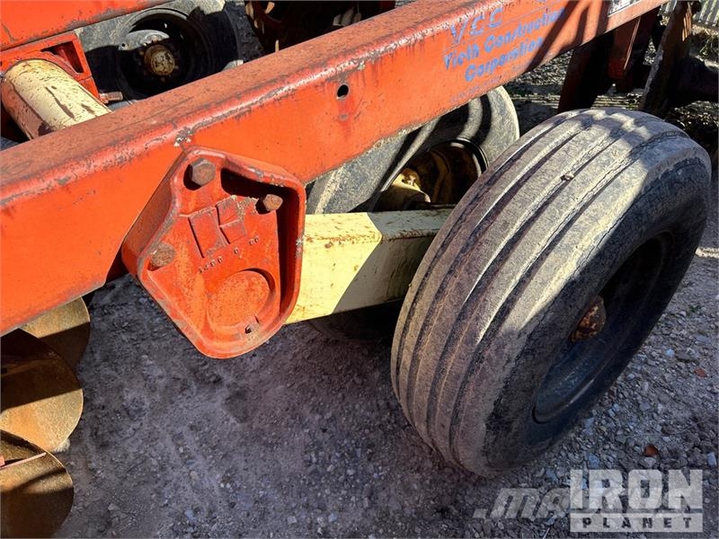 Krause 144 in Pin hitch Tandem Breaking Disc Grape cu disc