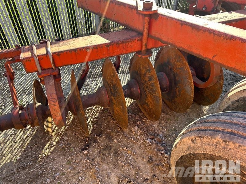 Krause 144 in Pin hitch Tandem Breaking Disc Grape cu disc