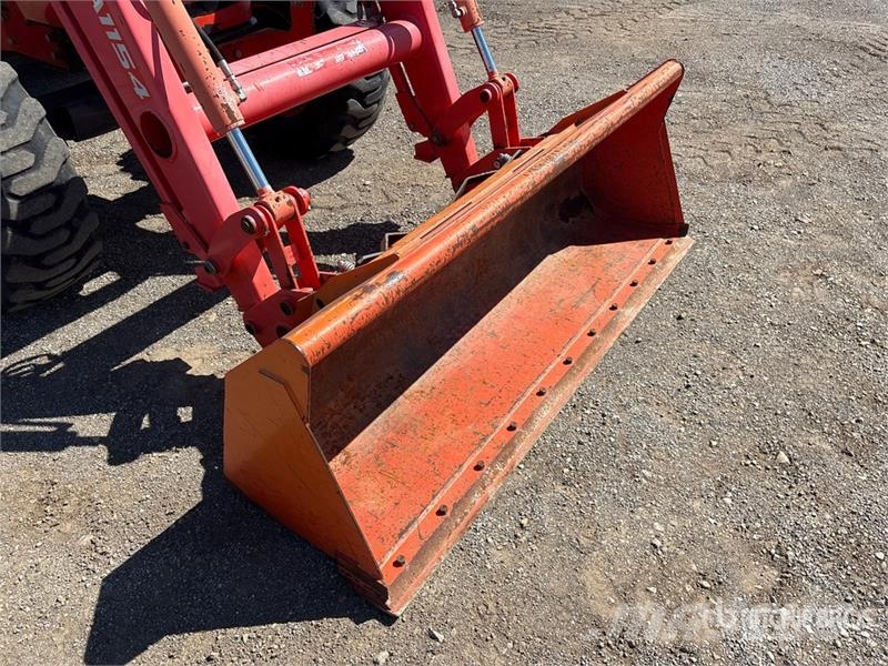 Kubota M5660SUD 4WD Utility Tractor Taajamatraktorit