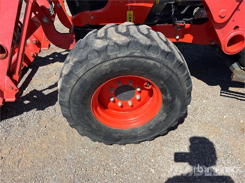 Kubota M5660SUD 4WD Utility Tractor Taajamatraktorit