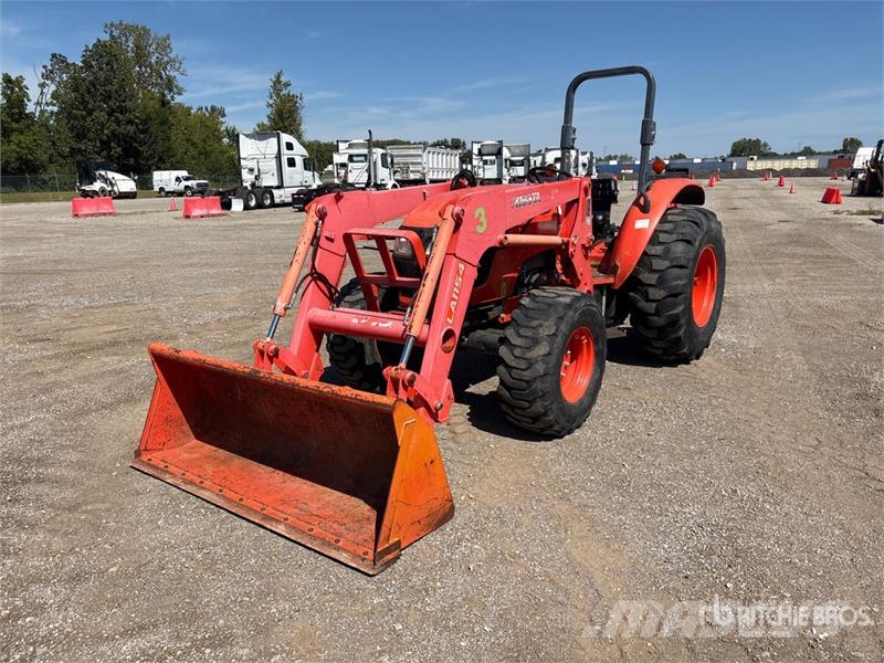 Kubota M5660SUD 4WD Utility Tractor Taajamatraktorit