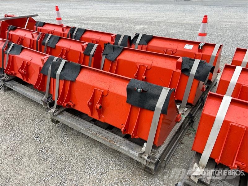 Kubota of (3) Kubota 47 in General Purpose Pin-On Ag Trac ملحقات أخرى للجرارات