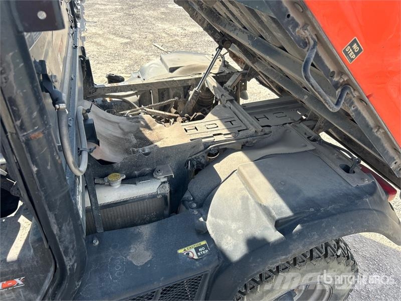 Kubota RTV-X1100CW-H 4x4 Utility Vehicle ماكينات منفعة عامة