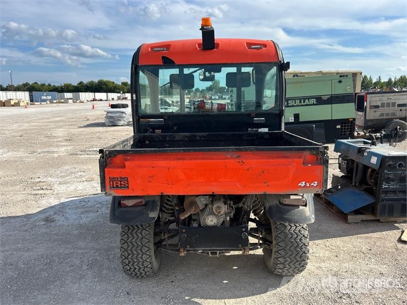 Kubota RTV-X1100CW-H 4x4 Utility Vehicle ماكينات منفعة عامة
