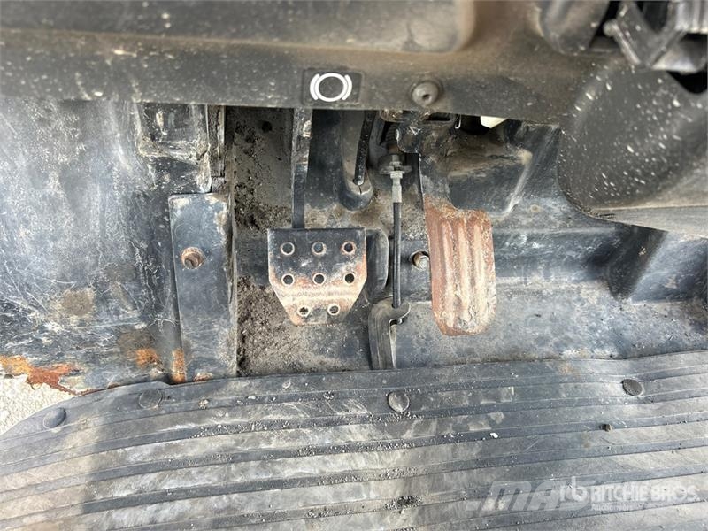 Kubota RTV-X1100CW-H 4x4 Utility Vehicle ماكينات منفعة عامة