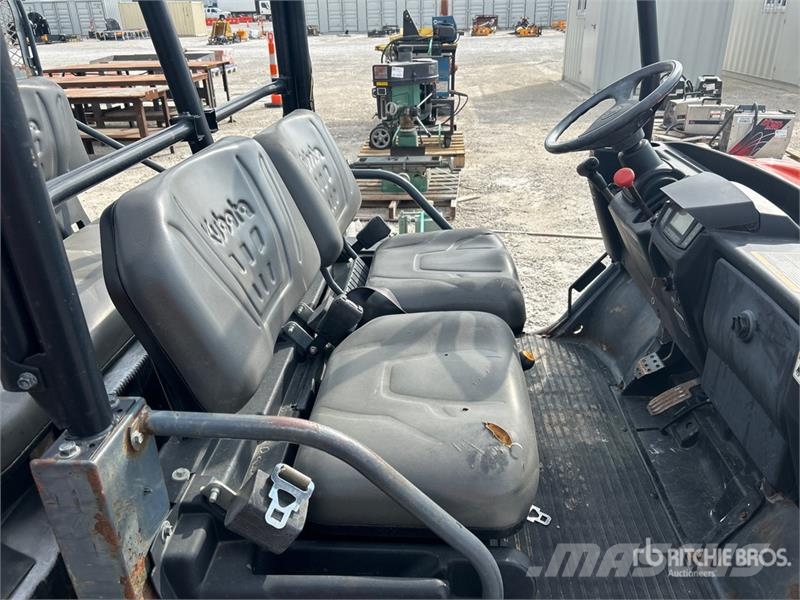 Kubota RTV-X1140 다목적 장비