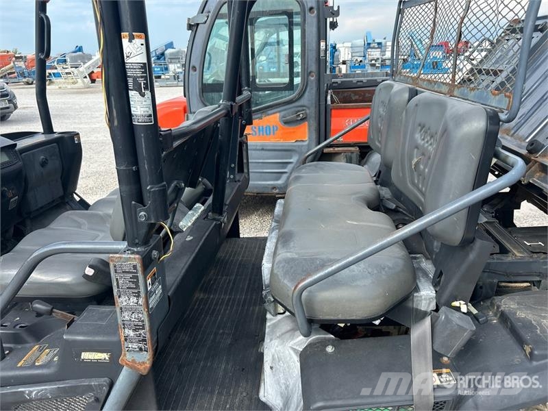 Kubota RTV-X1140 다목적 장비