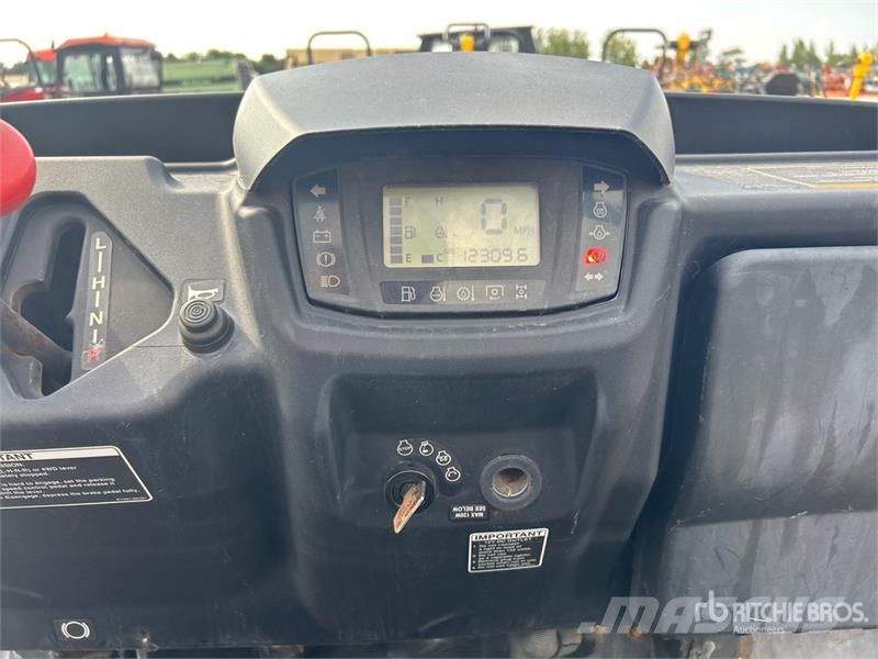 Kubota RTV-X1140 다목적 장비