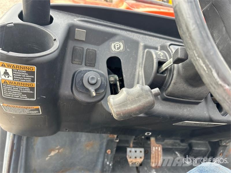 Kubota RTV-X1140 다목적 장비