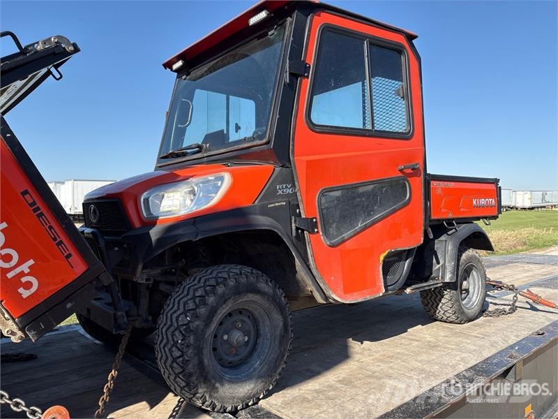 Kubota RTV-X900 다목적 장비