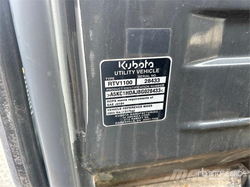 Kubota RTV1100 ماكينات منفعة عامة